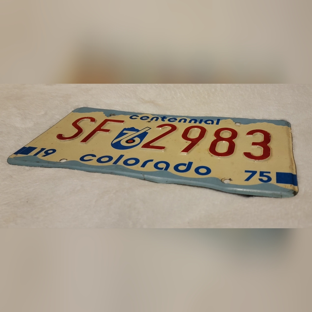 1975 Centennial Colorado License Plate - Picture 3 of 4